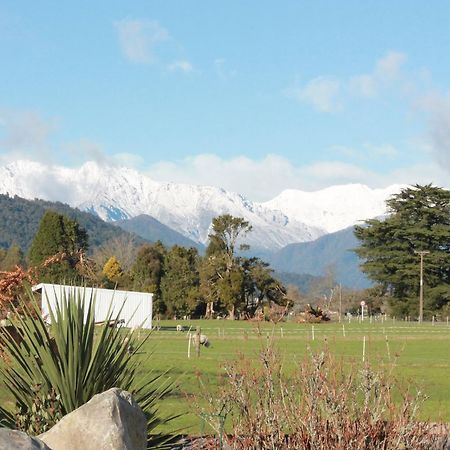 Kokatahi Valley Country Inn Lower Kokatahi Buitenkant foto